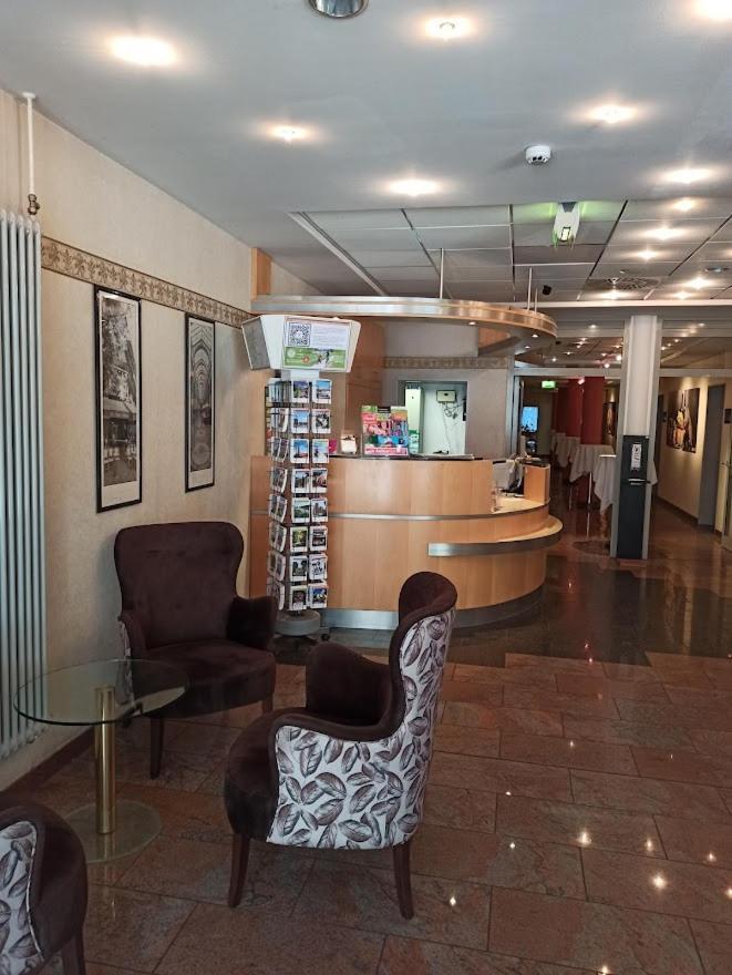 Hotel Domicil Schoenebeck エクステリア 写真